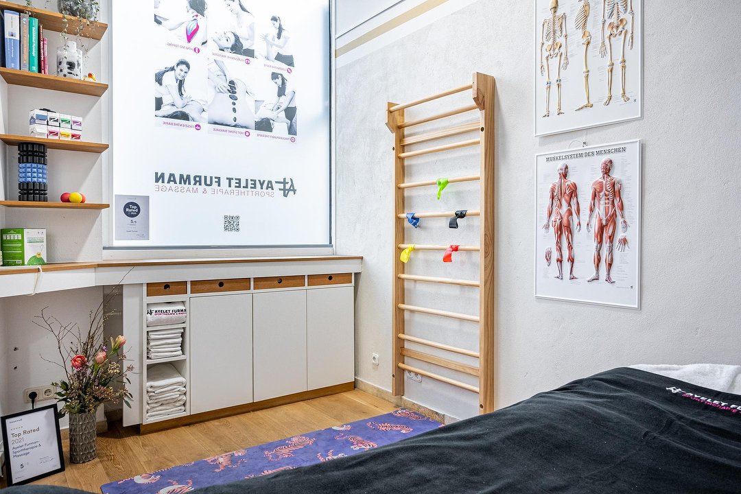Ayelet Furman-Sporttherapie &  Massage, Ludwigsvorstadt, München