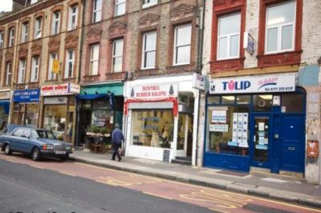 Istanbul Berber Salonu, Highbury, London