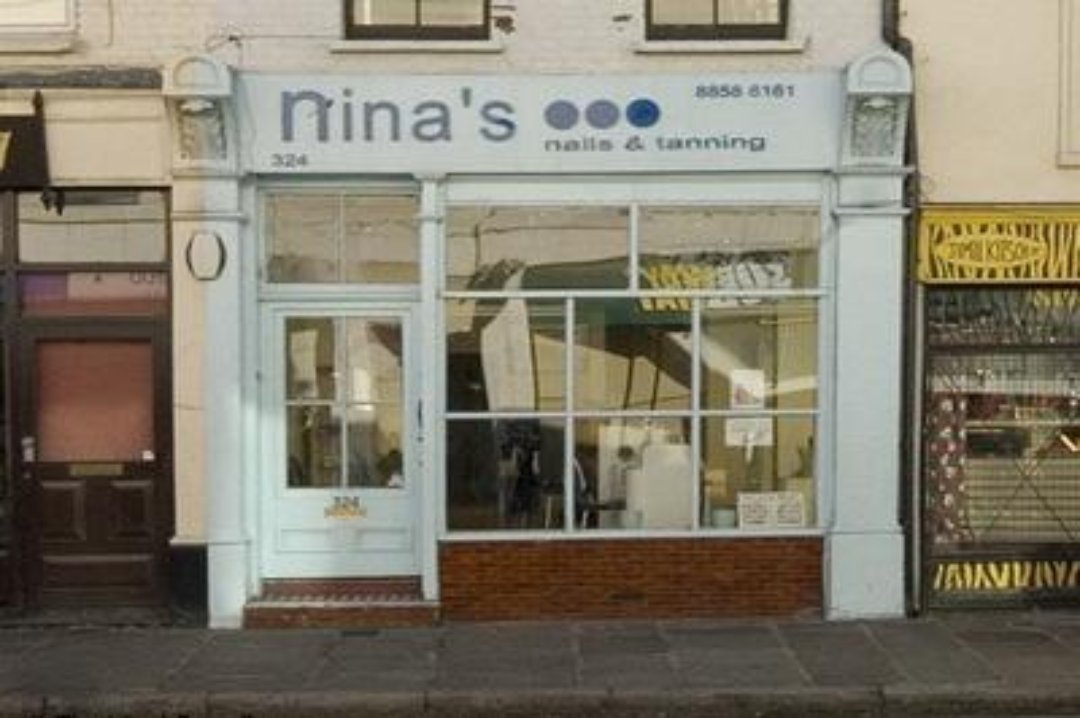 Nina's Nails & Tanning, London