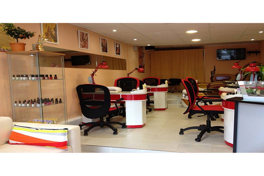 K-Nails, Dundrum, Dublin