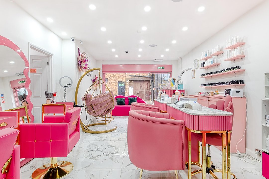 Top 20 Makeup Studios in London - Treatwell