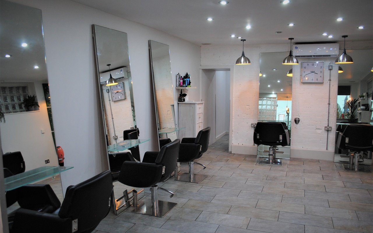 Men's haircuts near Seacroft, Leeds Treatwell