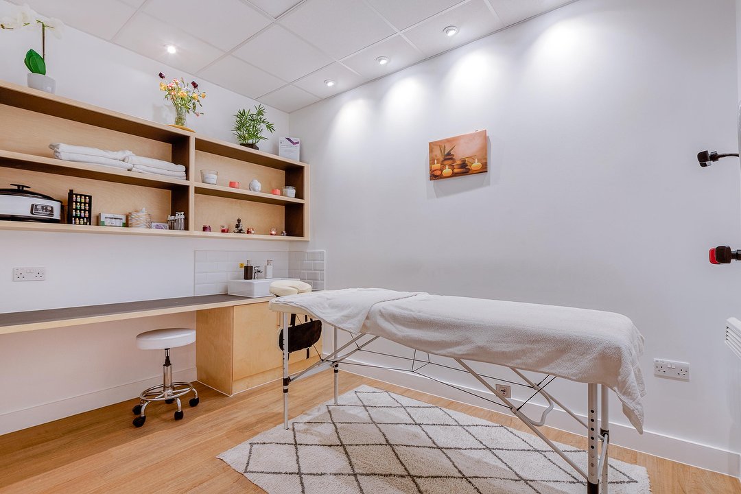 Massage With Mailen, Old Trafford, Trafford