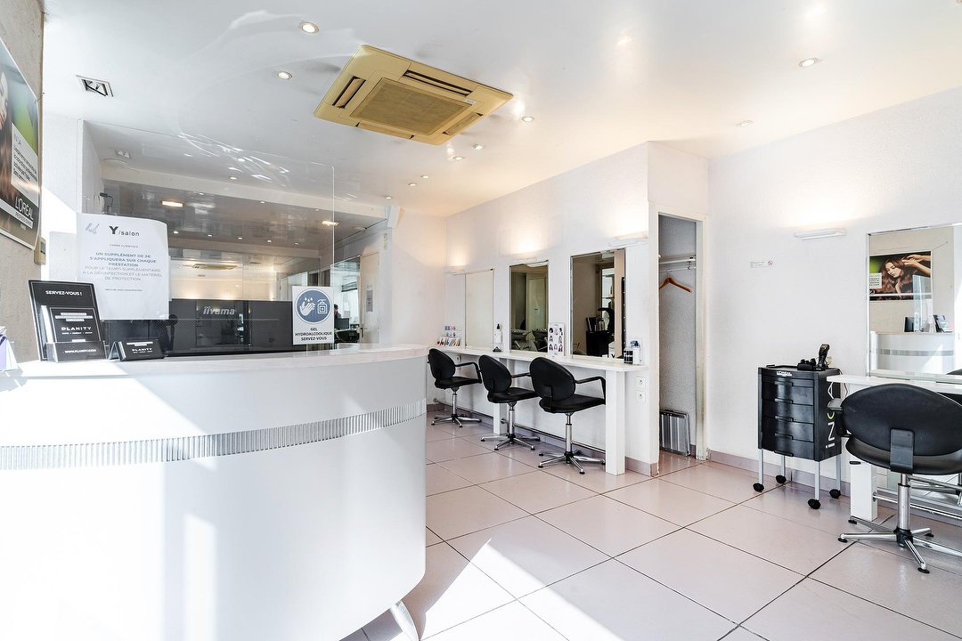 Y Salon, Boissy-Saint-Léger, Val-de-Marne