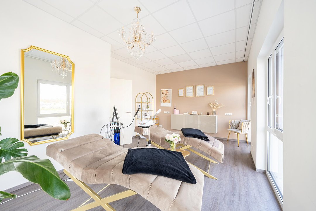 IC BEAUTY INSTITUT, Stadtbezirk Hörde, Dortmund