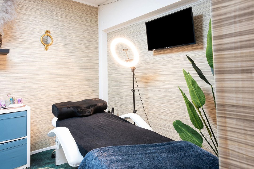 Two 21 Beauty, Villa Zebra, Rotterdam