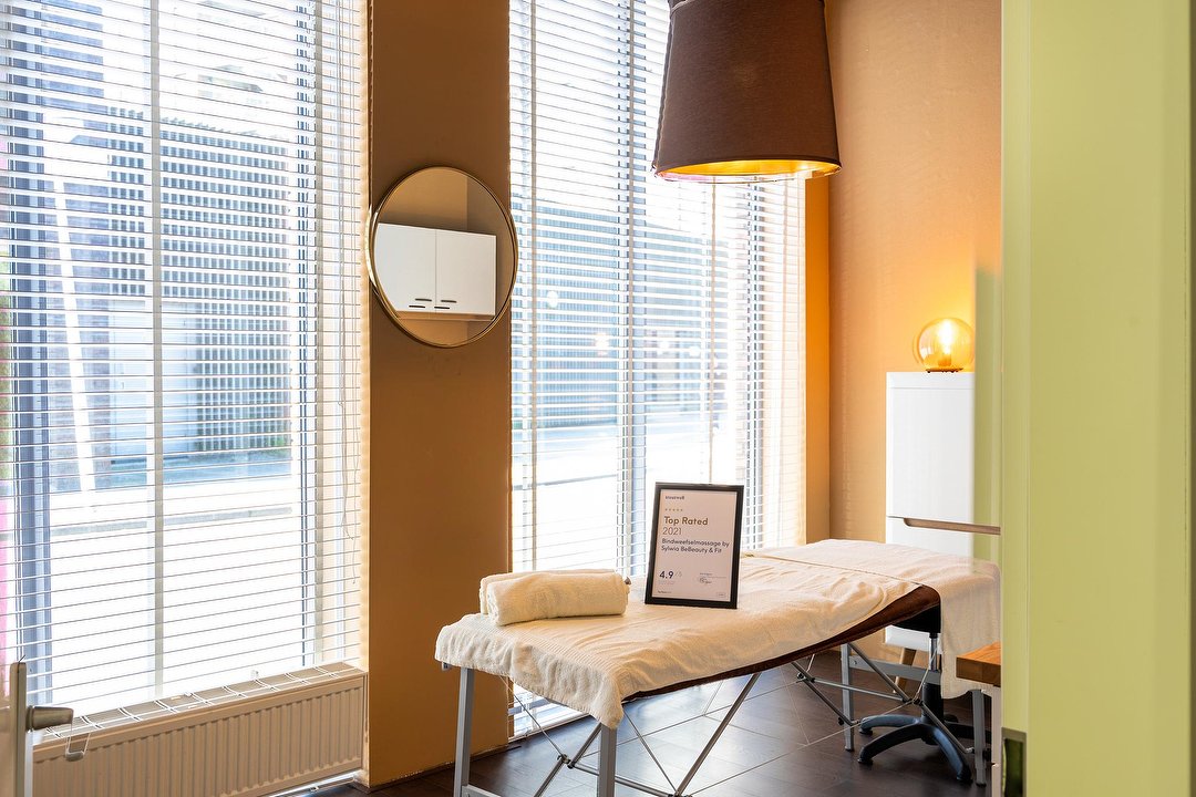 Bindweefselmassage by Sylwia BeBeauty & Fit, Jan Tooropstraat, Amsterdam