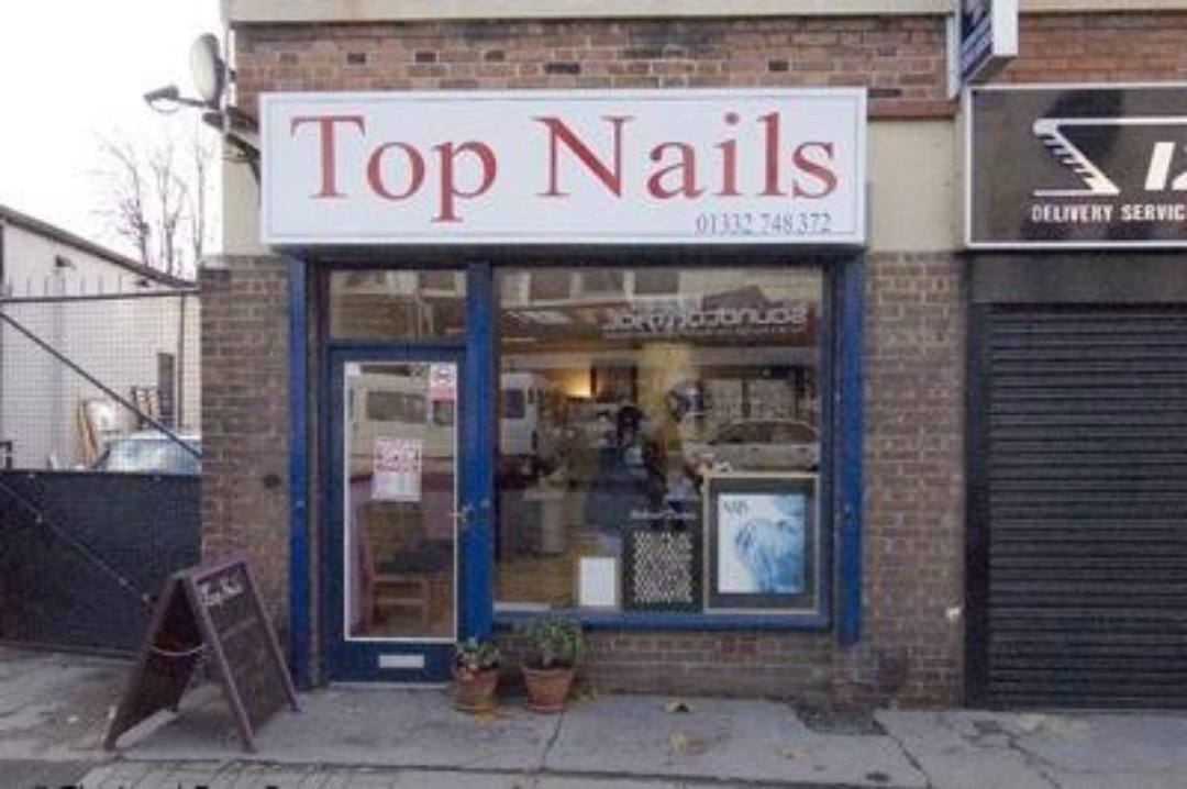 Top Nails, Derby