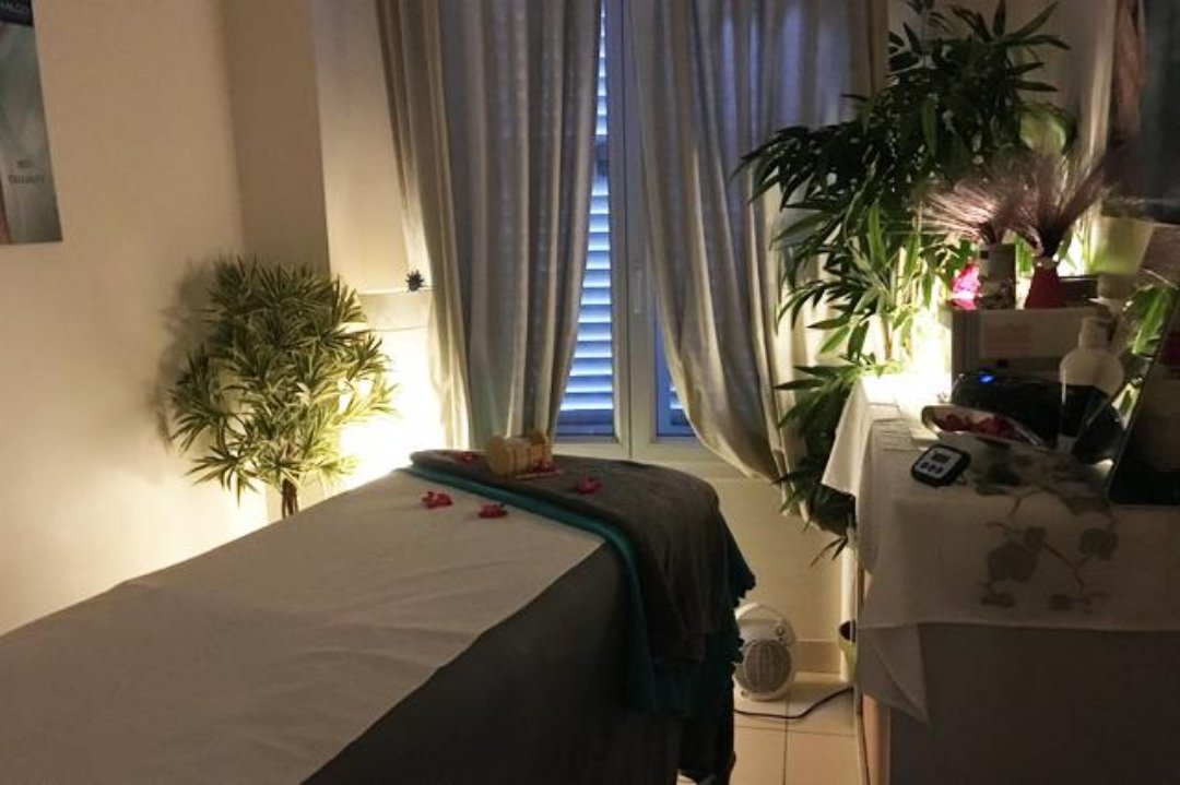 Hightech BB Spa, 14e arrondissement, Paris
