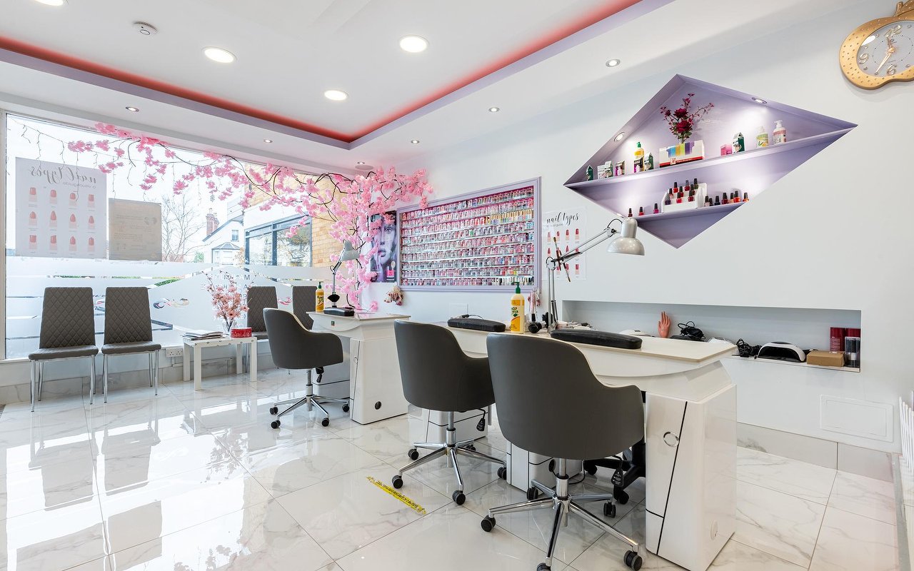 Nail Art near Beaconsfield, Buckinghamshire Treatwell