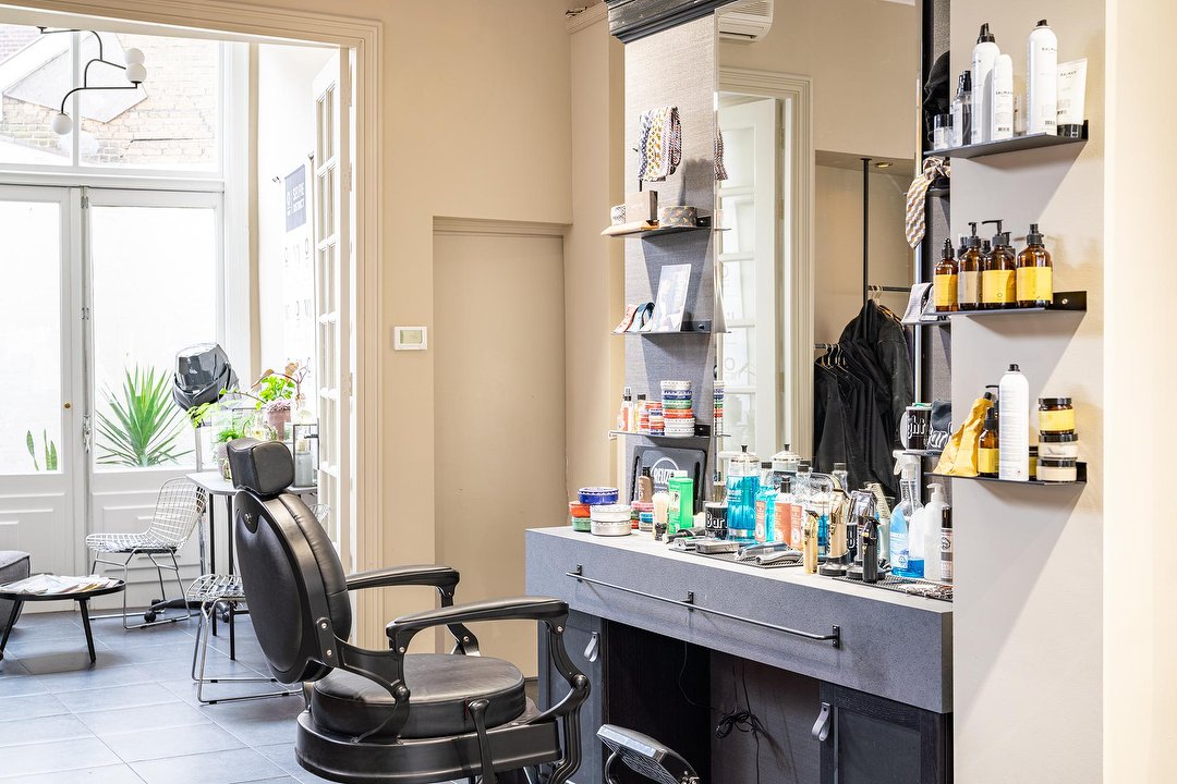 The Night Barber Den Haag, Anna Paulownaplein, The Hague