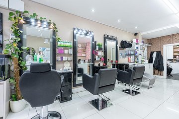 Lash Hair & Beauty Salon