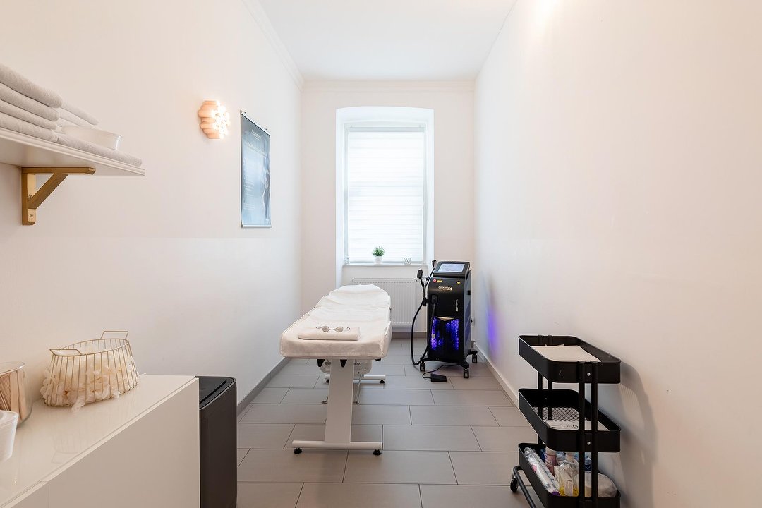 Stay Beauty Salon, Thaliastraße, Wien