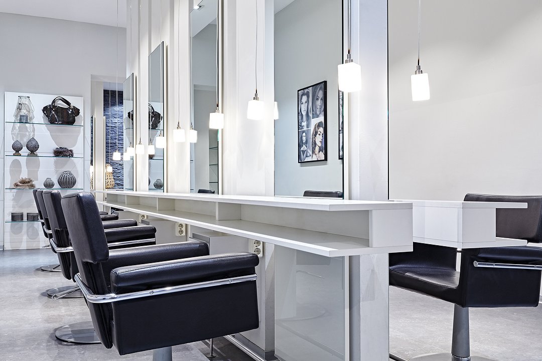Salon Verda, Charlottenburg, Berlin