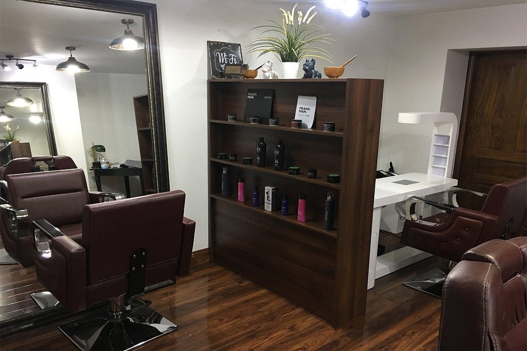 Men's brazilian blow dries near Dublin 8, Dublin - Treatwell