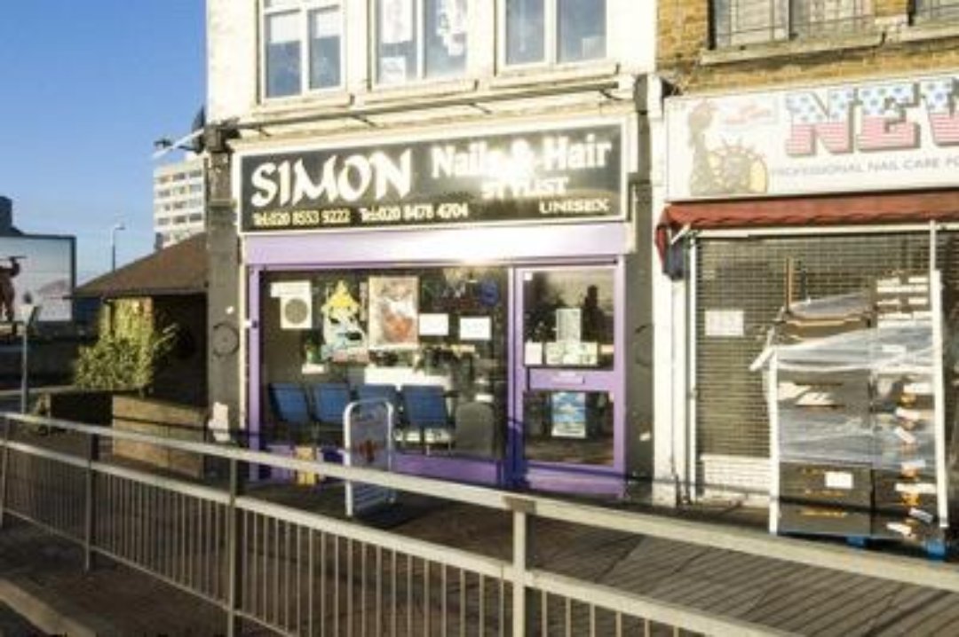 Simon Nails, Loughton, Essex