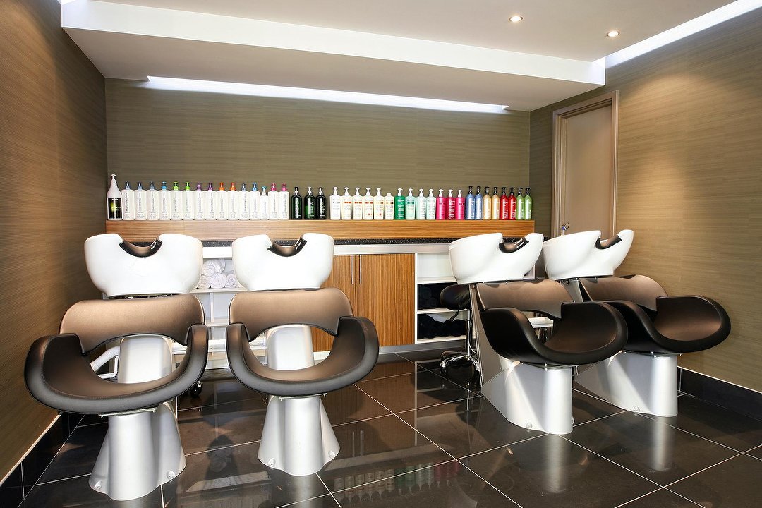 Headmasters Farnham, Farnham, Surrey