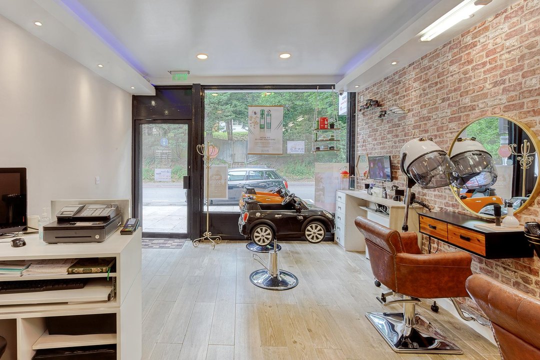 Hairtopia, Kenley, London