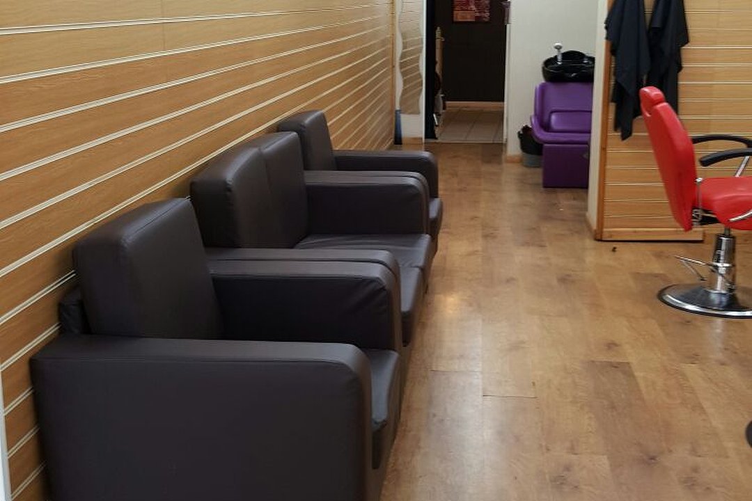 Cute Hair & Beauty Salon, Walsall, West Midlands County