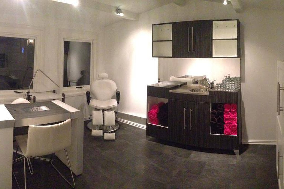 Touchwood Beauty, Leighton Buzzard, Bedfordshire