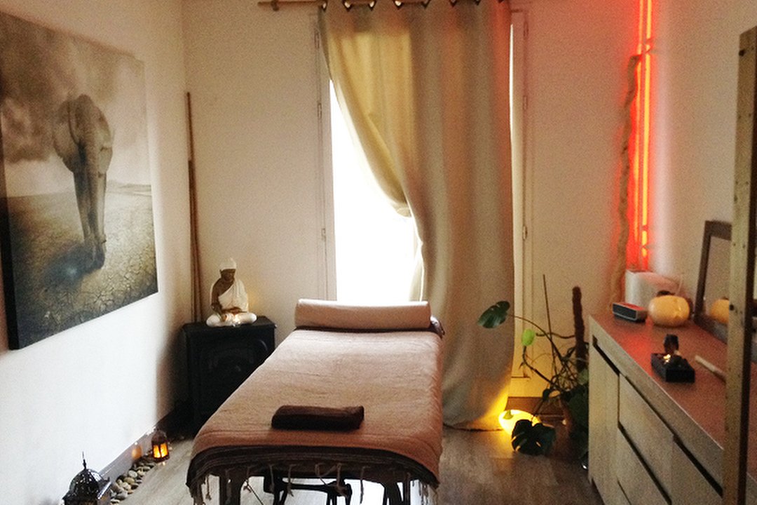 Masseur-Pro, 18e arrondissement, Paris