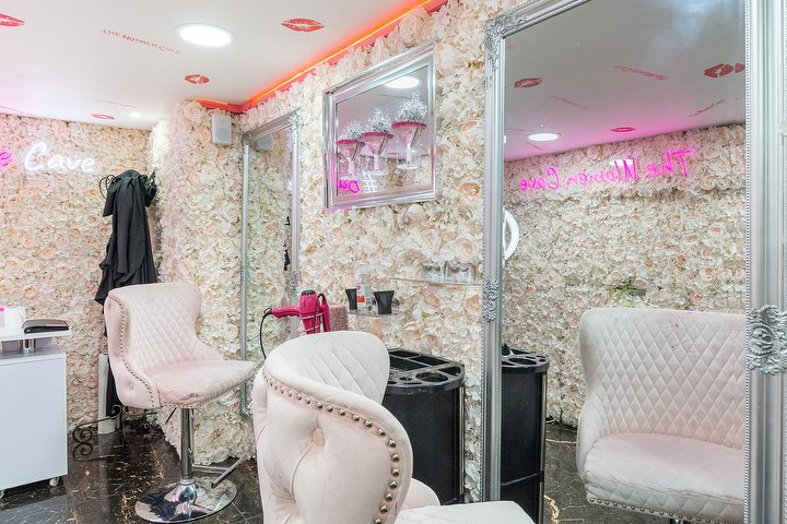 Va Va Voom Beauty Rooms  Beauty Salon in Chorlton, Manchester - Treatwell