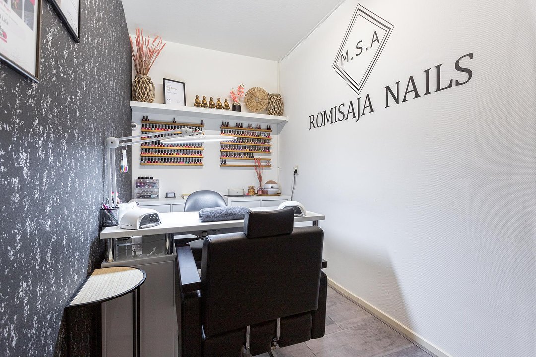 Romisaja Nails, Kraaiennest, Amsterdam