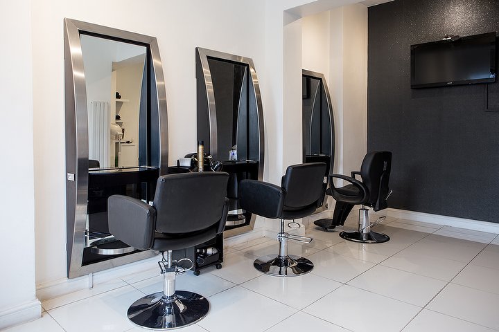 Black & White Cutz | Hair Salon in Crystal Palace, London - Treatwell