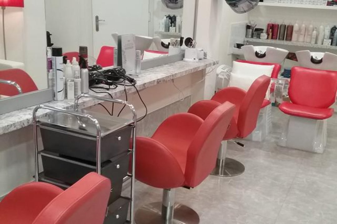 Nadia Peluqueros, Pinar del Rey, Madrid