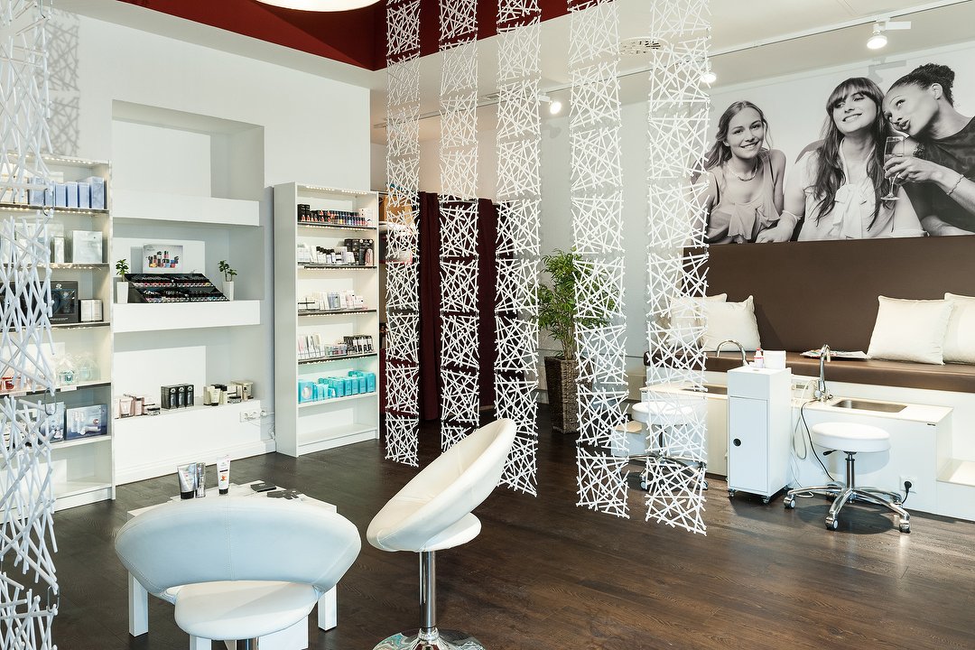 Beatryce Beauty Salon Kosmetikstudio In Mitte Stuttgart Treatwell