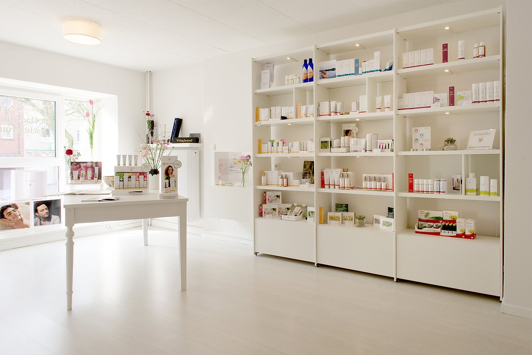 Kosmetik für die Sinne - Dr. Hauschka Naturkosmetikerin, City-Center Bergedorf, Hamburg