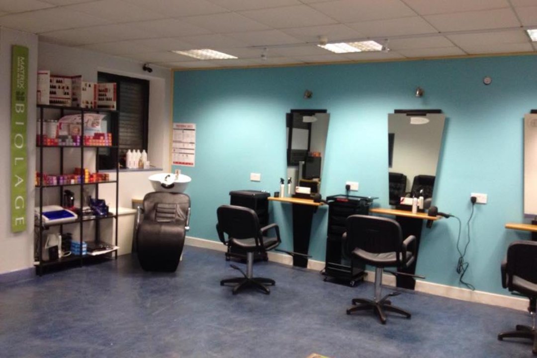 Good Cut Salon, Dublin 24, Dublin