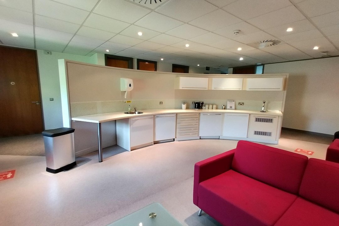 Therapeutic Massage 1, Isle of Dogs, London