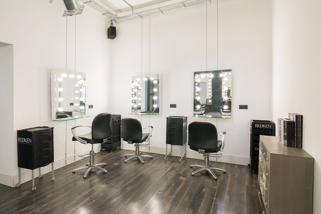 Making of Hair, Calle Fuencarral, Madrid