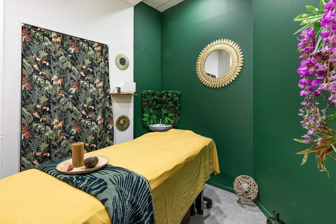 Spa therapy, Villeurbanne, Métropole de Lyon