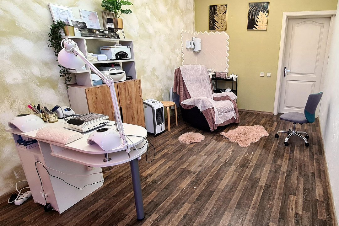 Erica nails beauty room, Bandužiai, Klaipeda