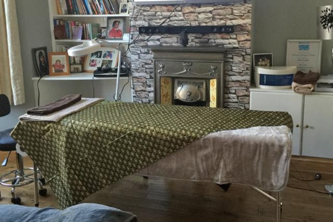 Xtend Hair and Lashes, Walthamstow, London