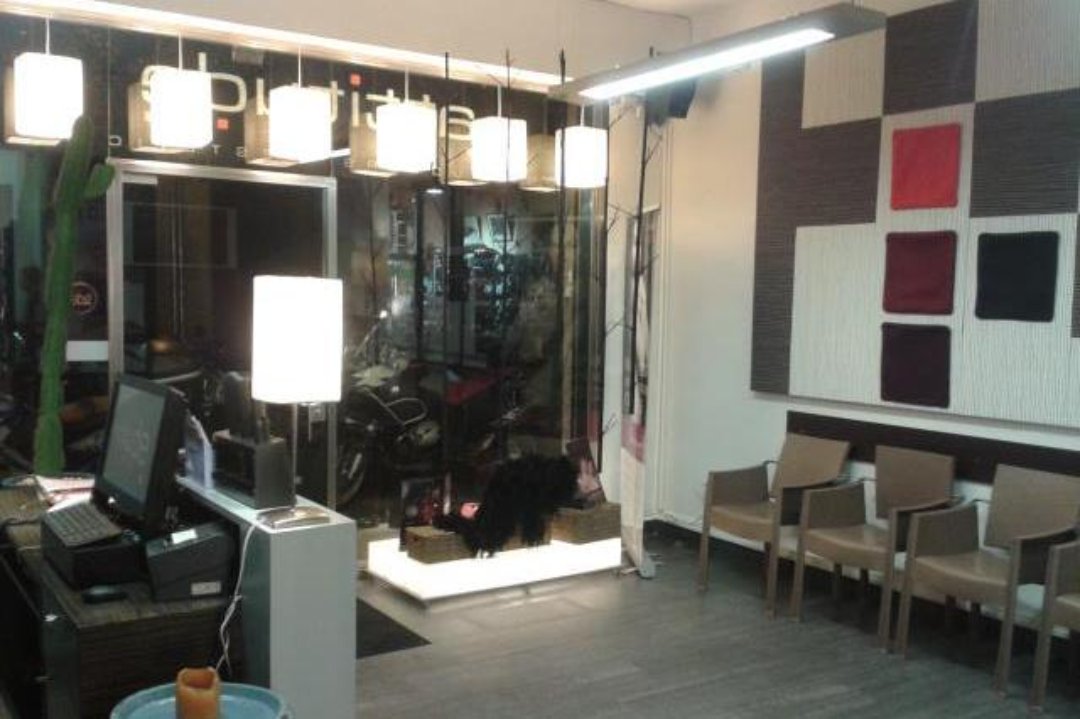 Attitude Perruquers, Sant Gervasi-Galvany, Barcelona