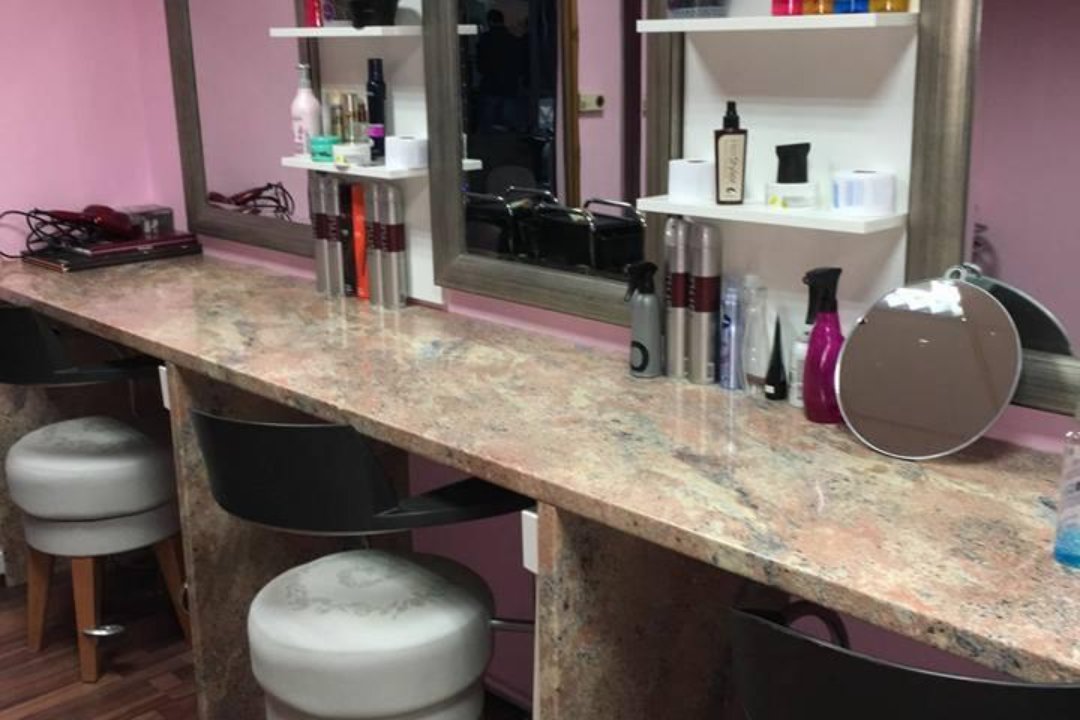 Hair Couture - Leopoldgasse, 2. Bezirk, Wien