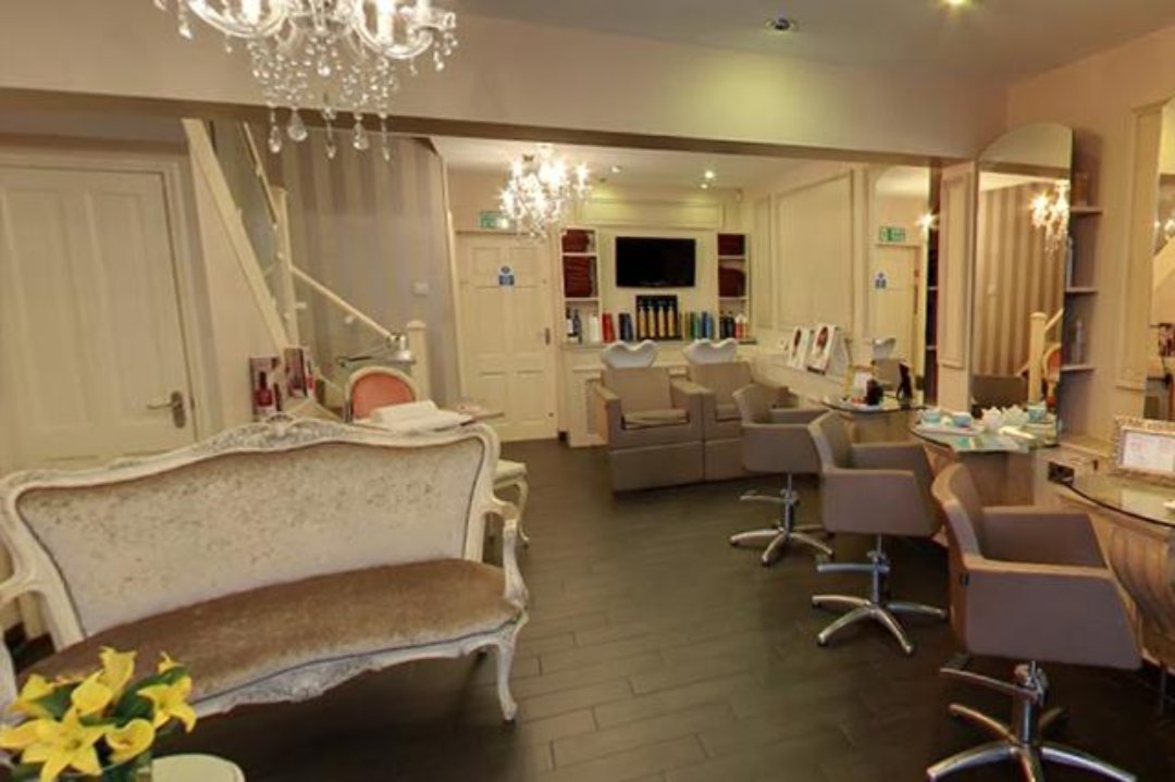 Victoria Livesy Hairdressing, Swinton, Salford