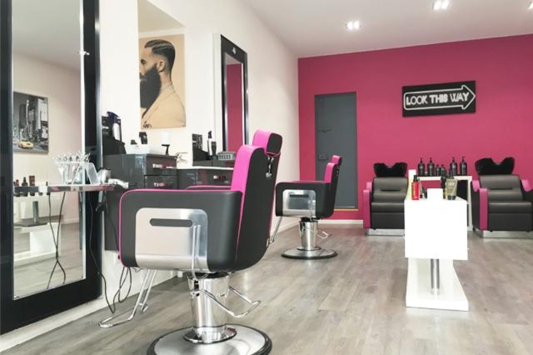 Lounge coiffure ô masculin, Versailles