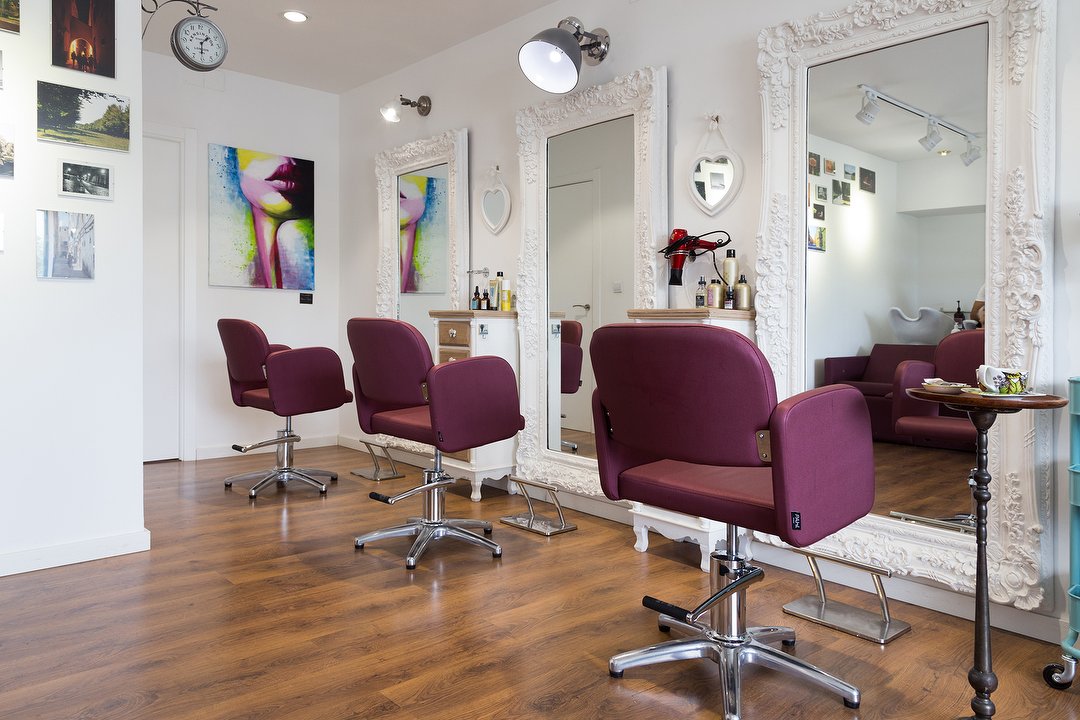 Corvalan Palacios Hair Boutique, Distrito Municipal, Comunidad de Madrid