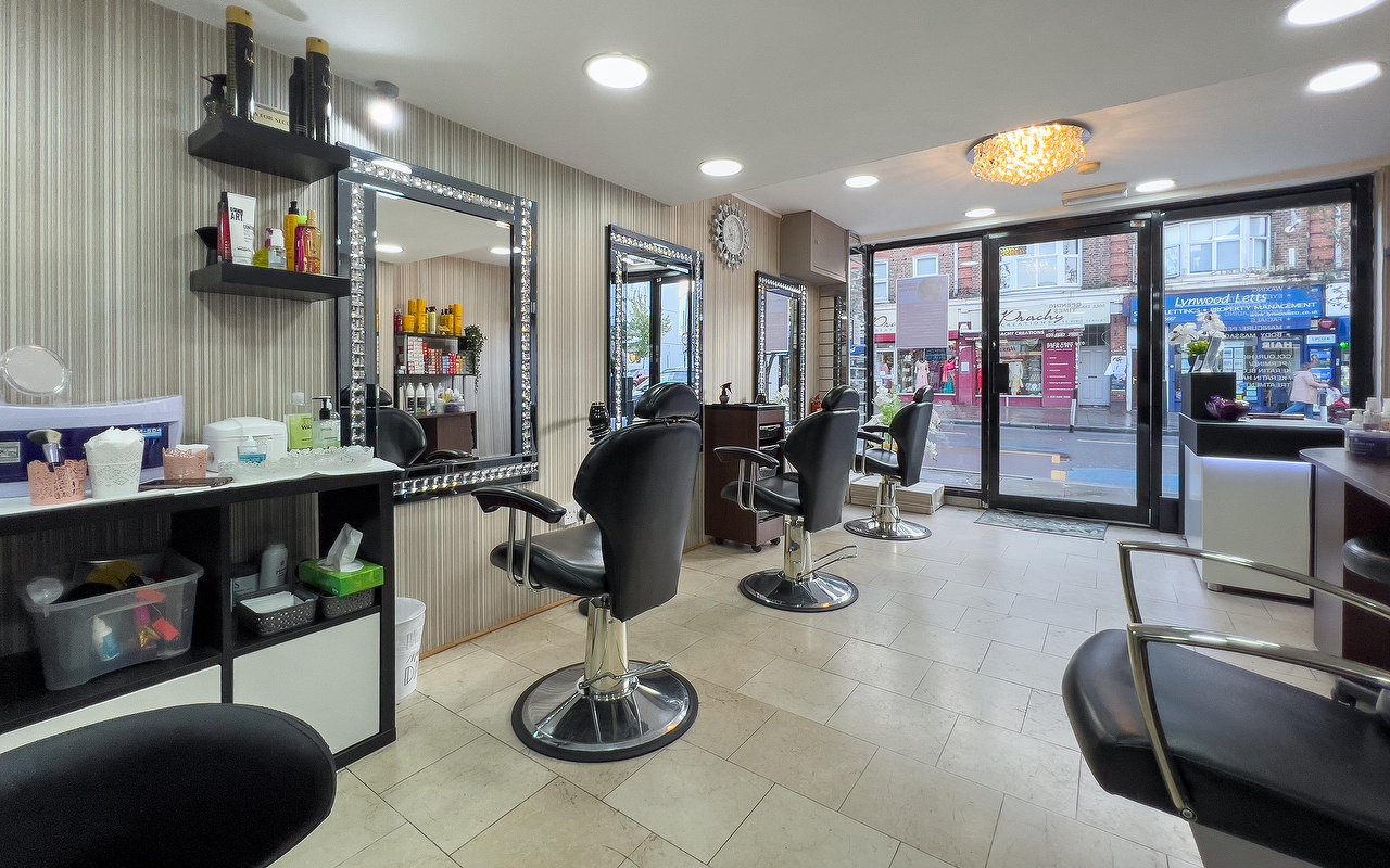 Ladies' Haircuts in Tooting, London Treatwell