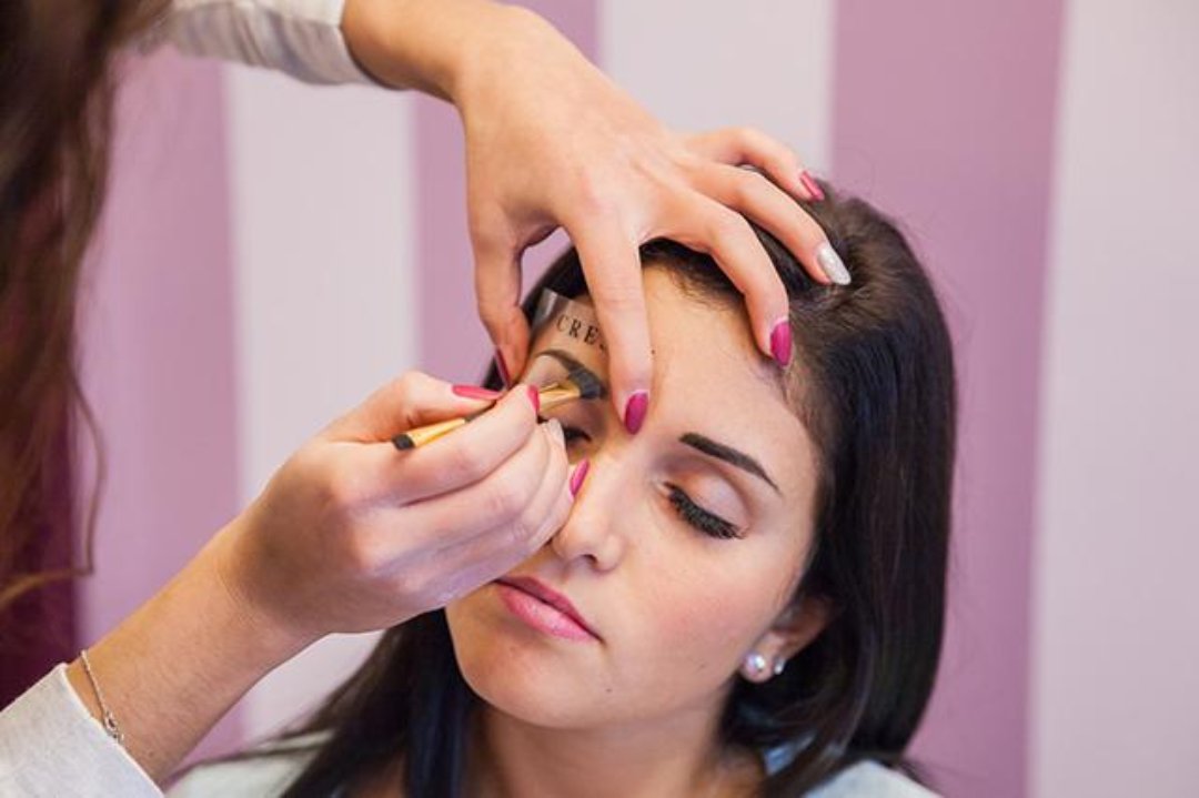 Nails & Brows at Le Salon, Leicester Square, London