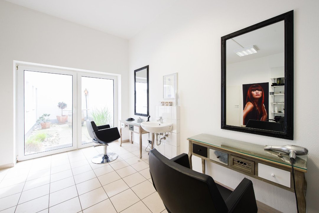 CHARISMA-Der Friseursalon Luisenstraße, Carlstadt, Düsseldorf