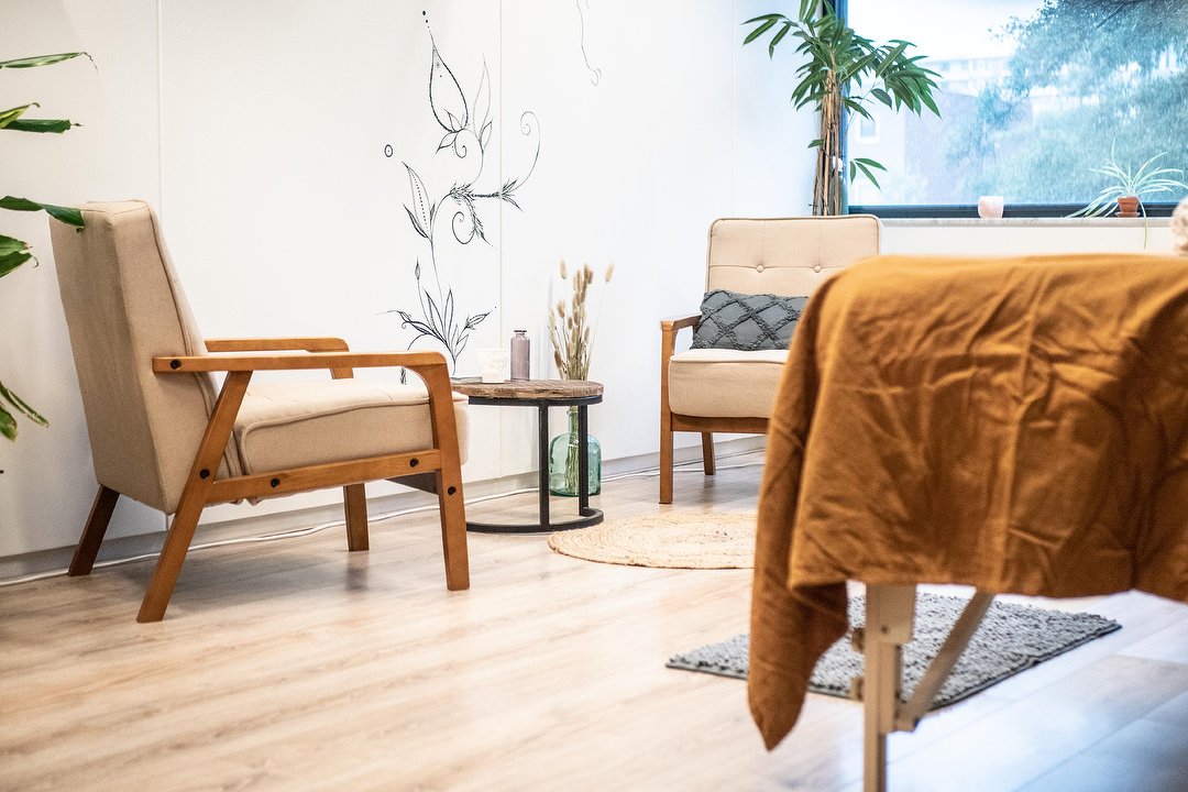ANNA Massagetherapeut & lichaamsgericht Coach, Transwijk, Utrecht