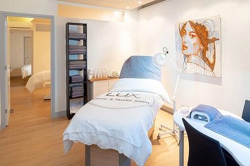 Beauty & Wellness Salon Lux