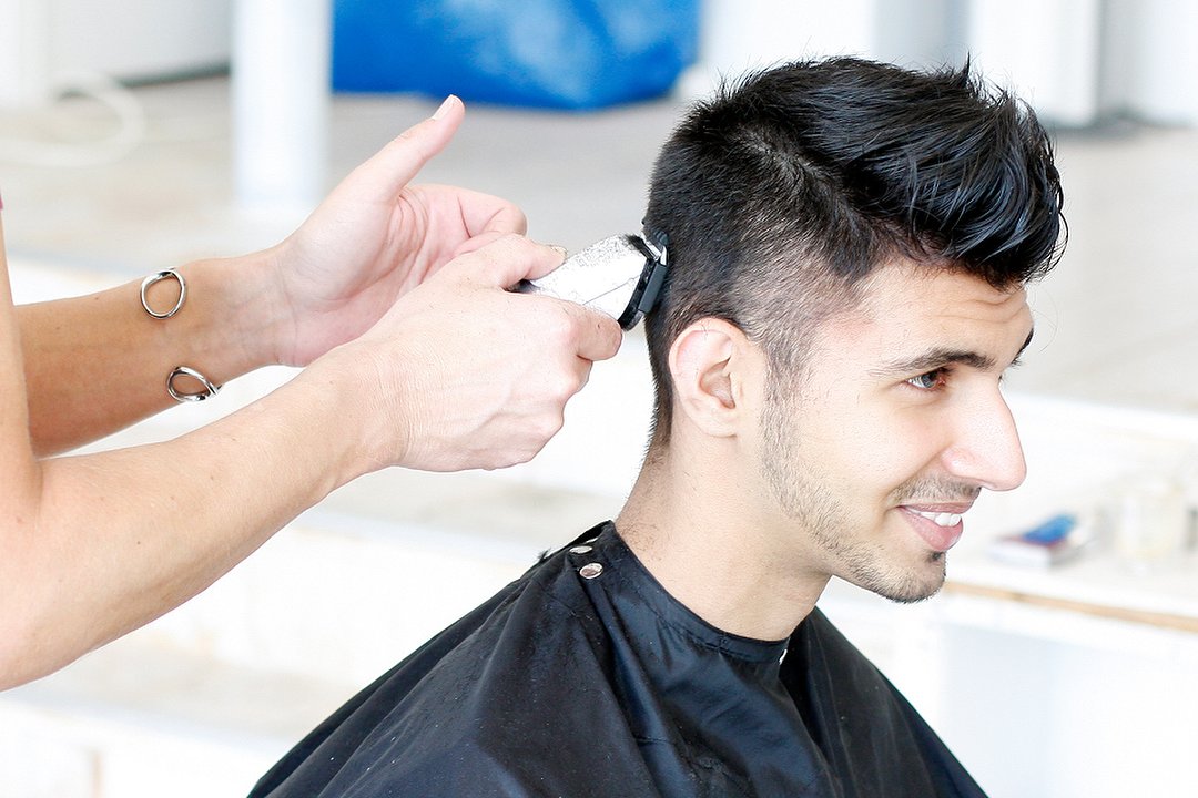 Reyes Mens Grooming, Milton Keynes, Buckinghamshire