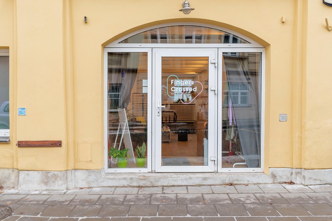 Fingers Crossed Nail Studio, Užupis, Vilnius