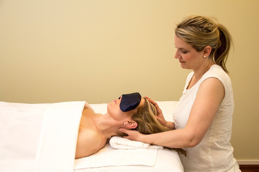 QiMA - Massage | Shiatsu | Qi Gong | Coaching, Boxhagener Platz, Berlin